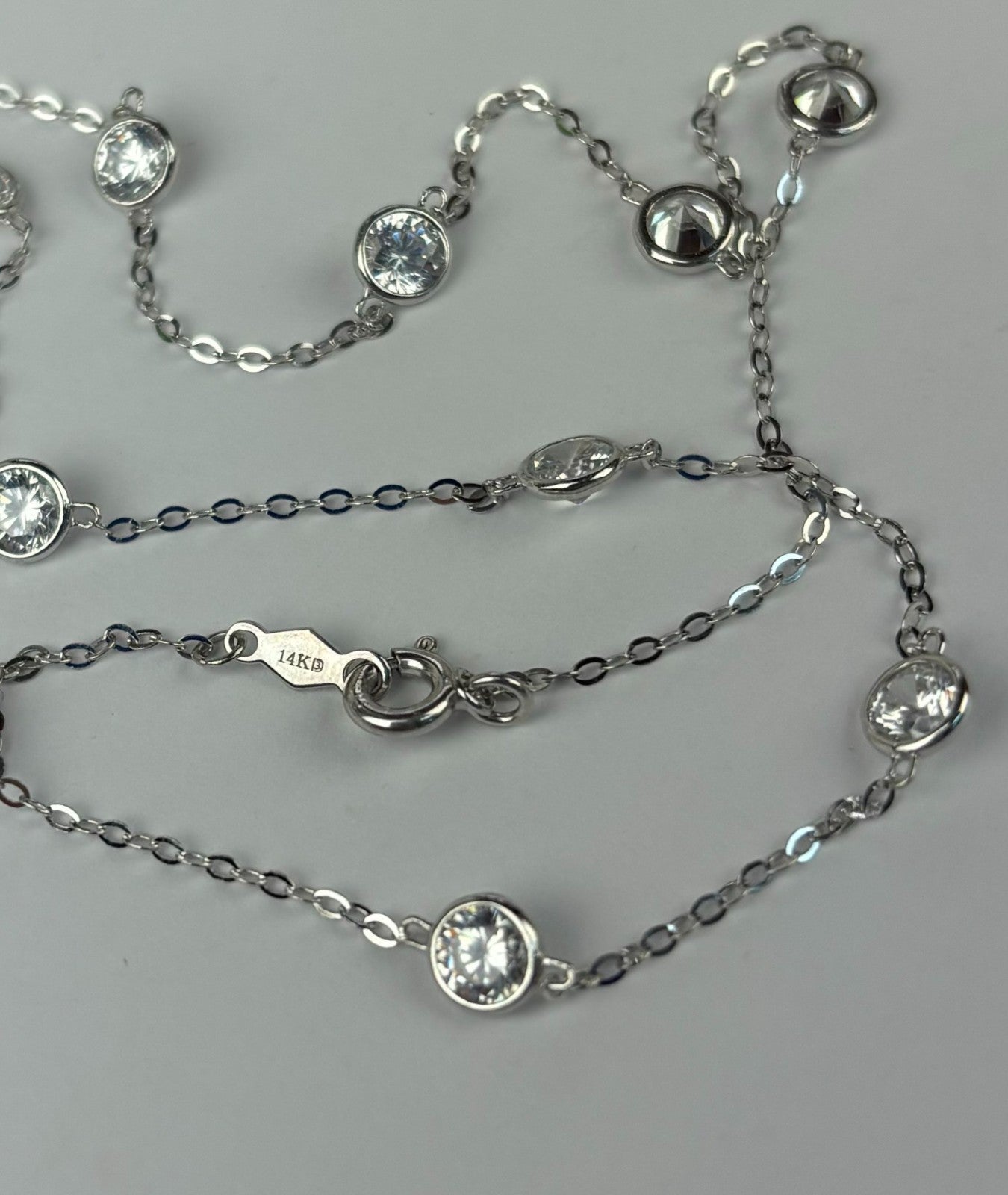 14K WhiteGold Beautiful GRA Certified Round Clear Moissanite Necklaces for Women