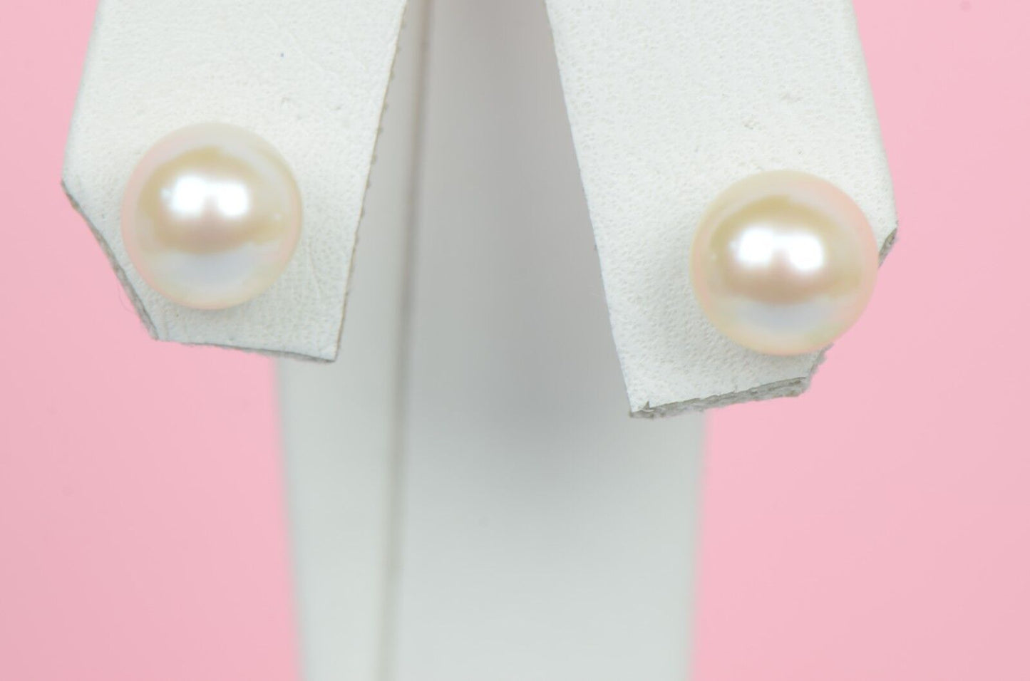 14k White Gold Beautiful Genuine White Pearls Set: Necklace, Bracelet, Earrings