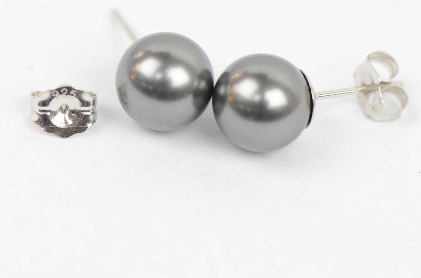 925 Sterling Silver Beautiful Pearls Stud Earrings for Women