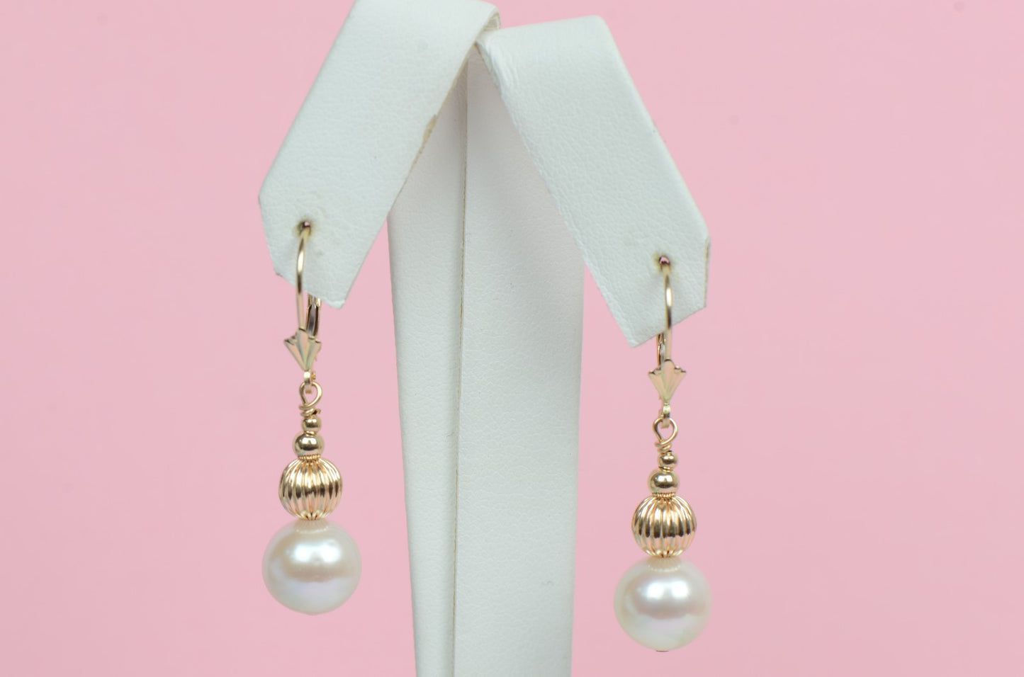 14k Yellow Gold Charming Genuine White Pearls Necklace, Bracelet, Earrings Set