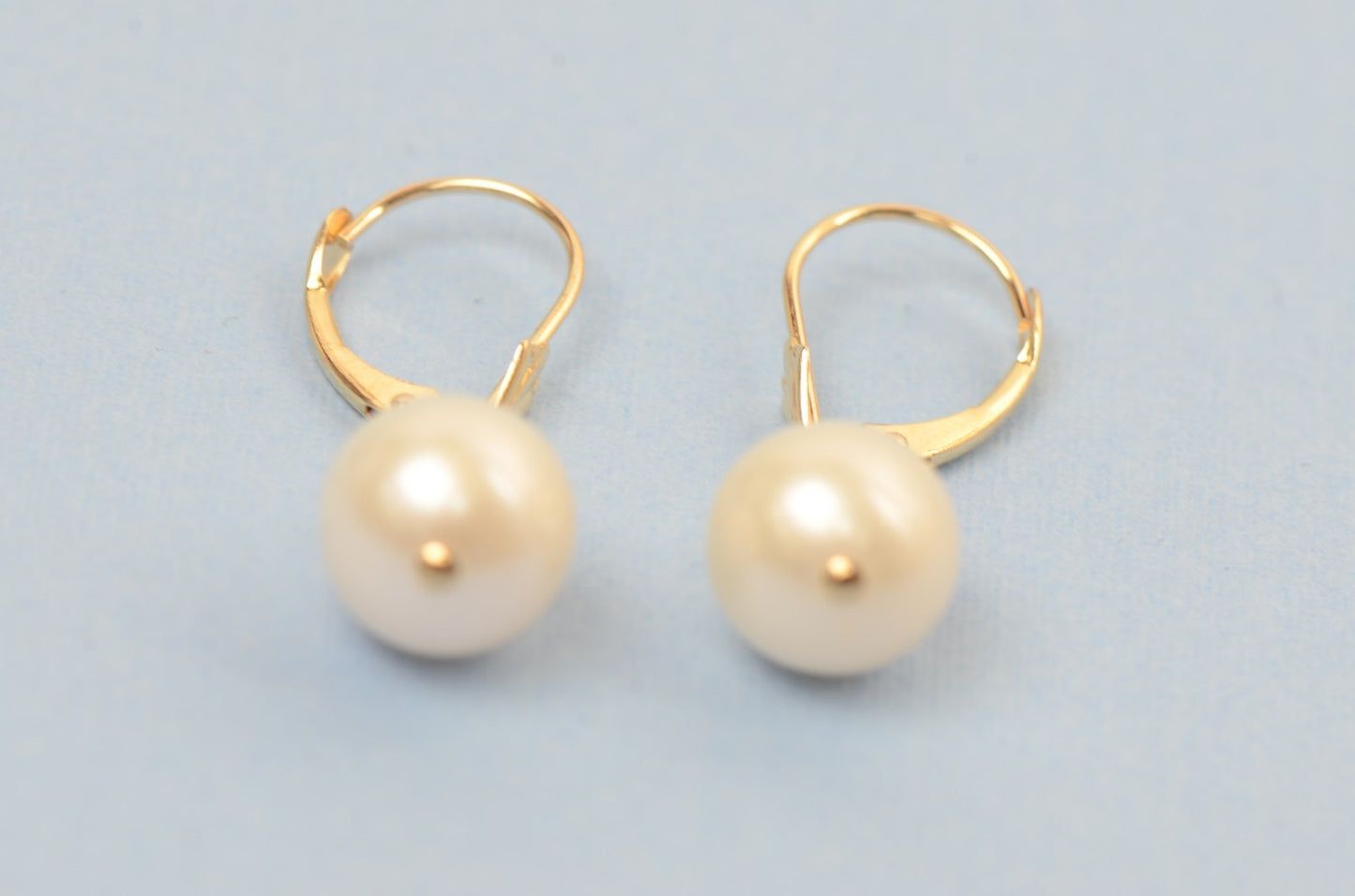 14k Yellow Gold Natural White Pearls Necklace, Bracelet, Earrings 3pcs Women Set