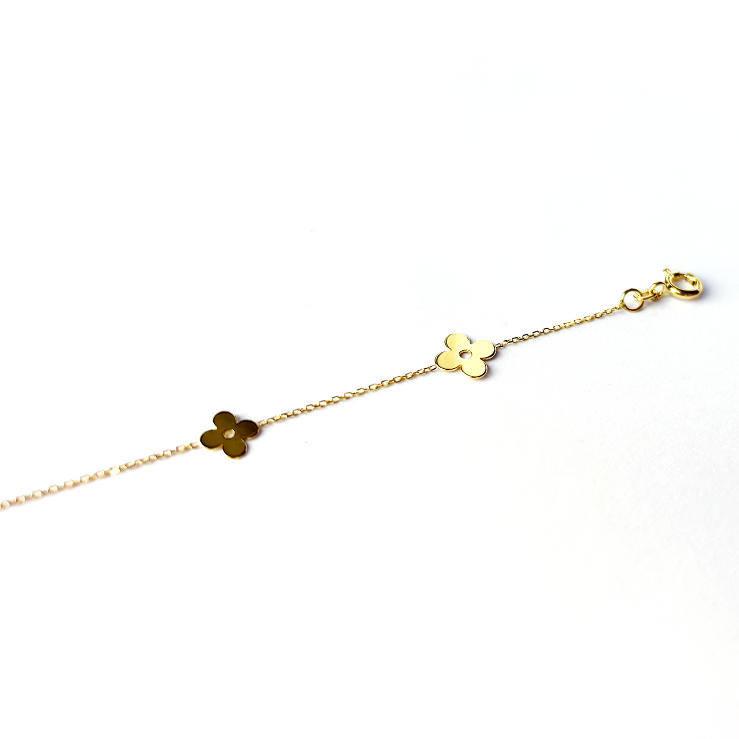 14k Yellow Gold Beautiful Clover Bracelets for Women
