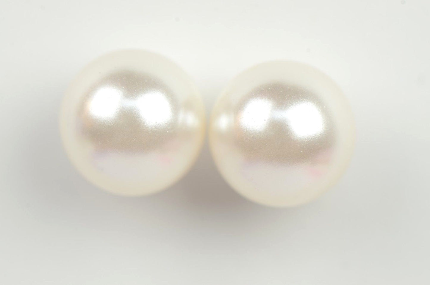 925 Solid Sterling Silver Beautiful Classic White Swarovski Pearls Stud Earrings