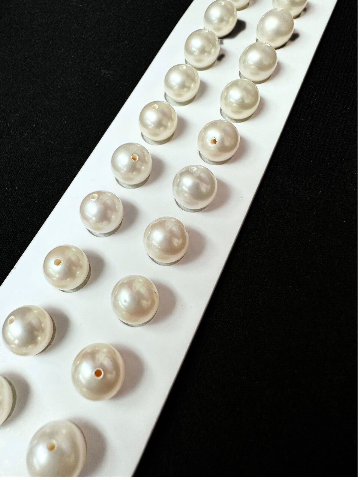 3mm-9.5mm White Round Shape Matched Freshwater Pearls Half Drilled AAA