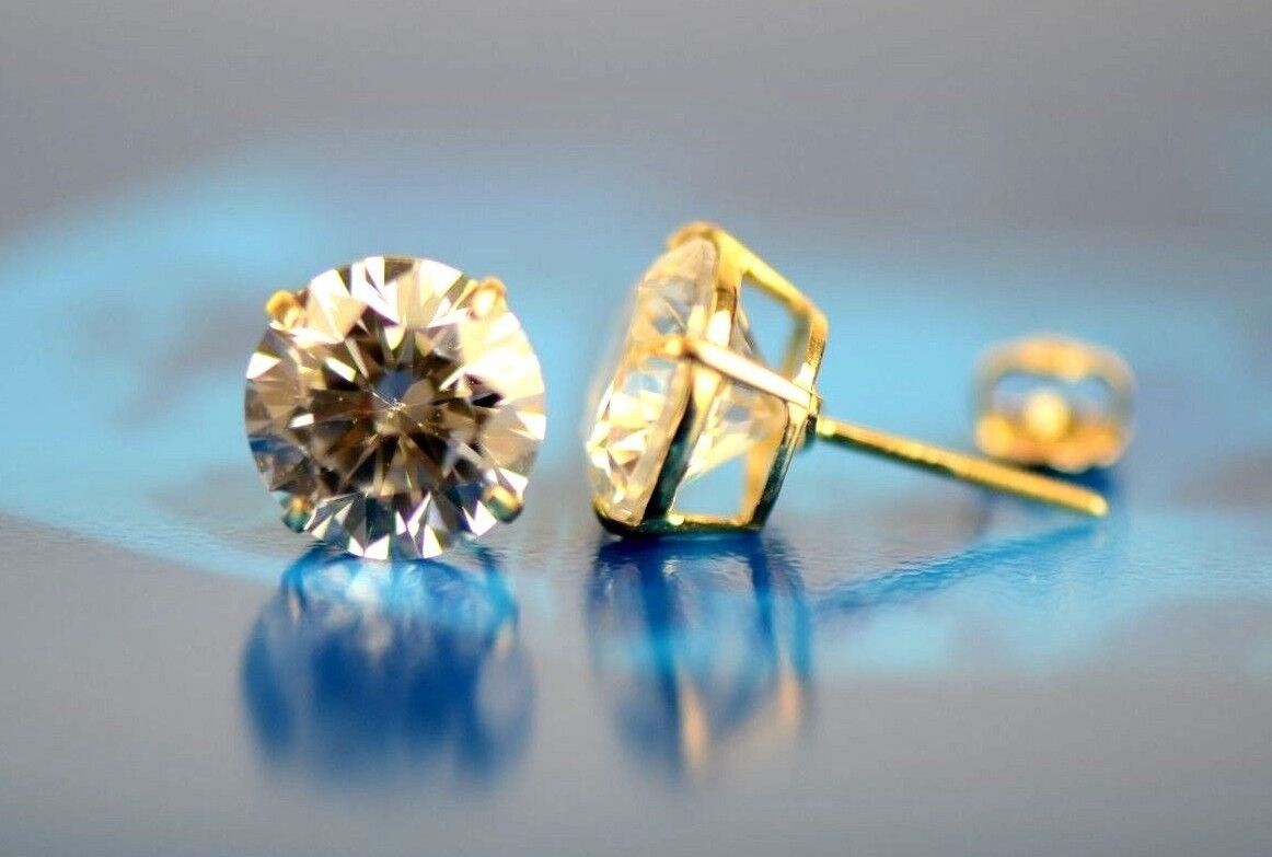 14k Heavy Basket Yellow Gold Round AAA Quality CZ Stud with Screw Back