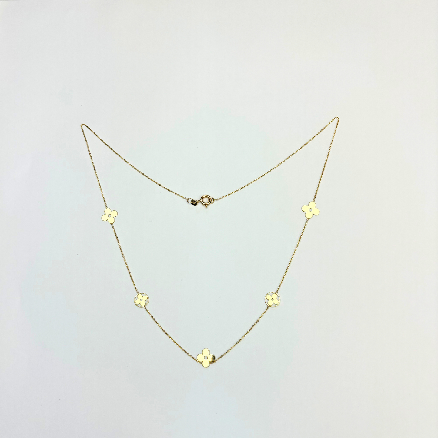 14k Yellow Gold Beautiful Clover Necklace for Women