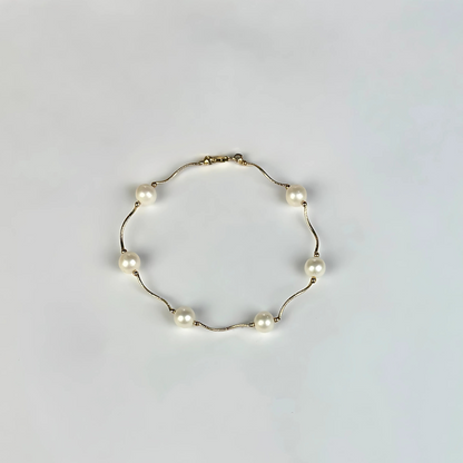 14K Yellow Gold Elegant Freshwater Pearl Bracelets for Women