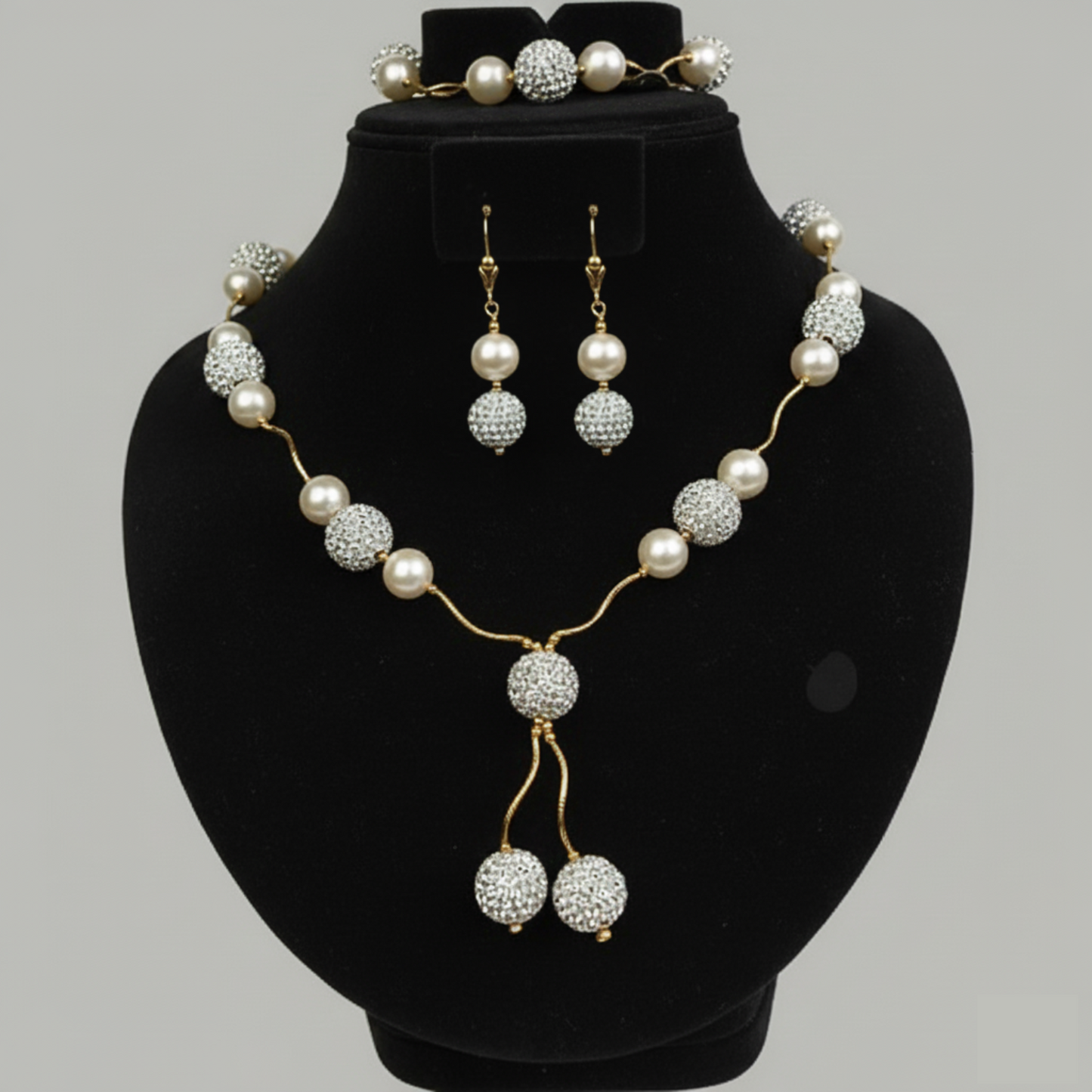 14K Yellow Gold Beautiful Freshwater Pearl Set with Czech Crystal for Women