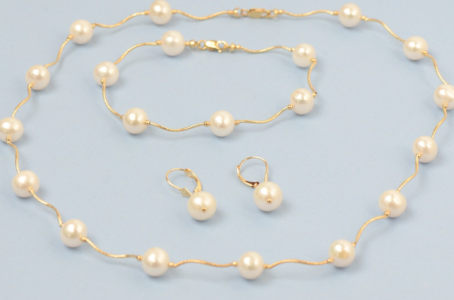 14k Yellow Gold Natural White Pearls Necklace, Bracelet, Earrings 3pcs Women Set