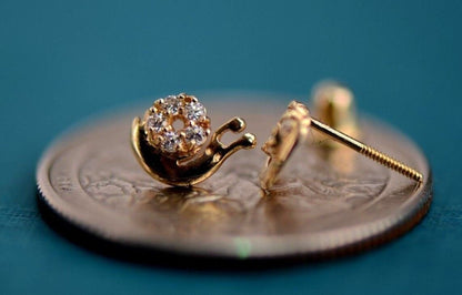 14k Yellow or White Gold CZ Snails Stud Earrings