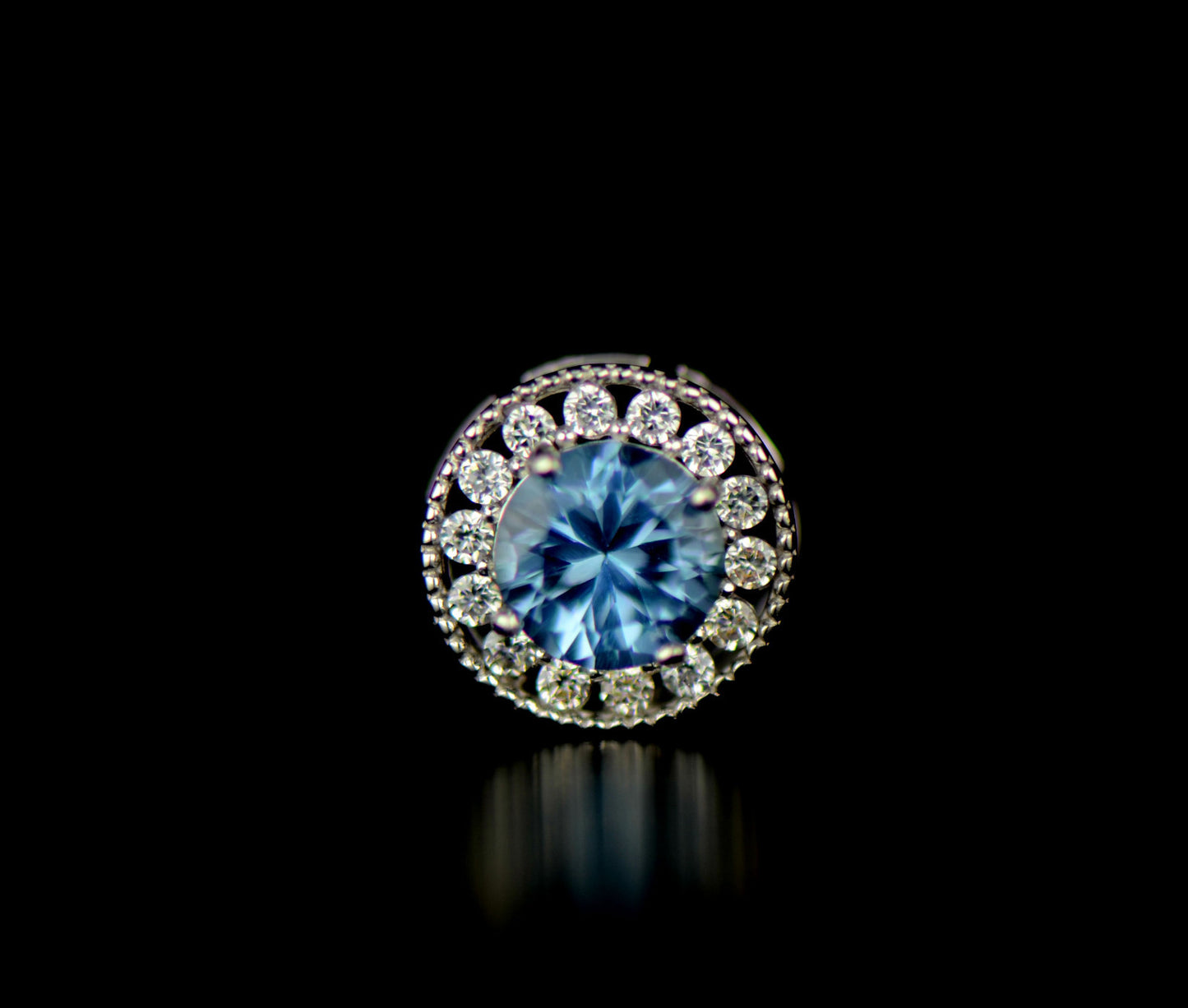 14k White Gold Halo Round Pendant