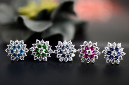 14k White Gold Flower Stud Earrings with screw back