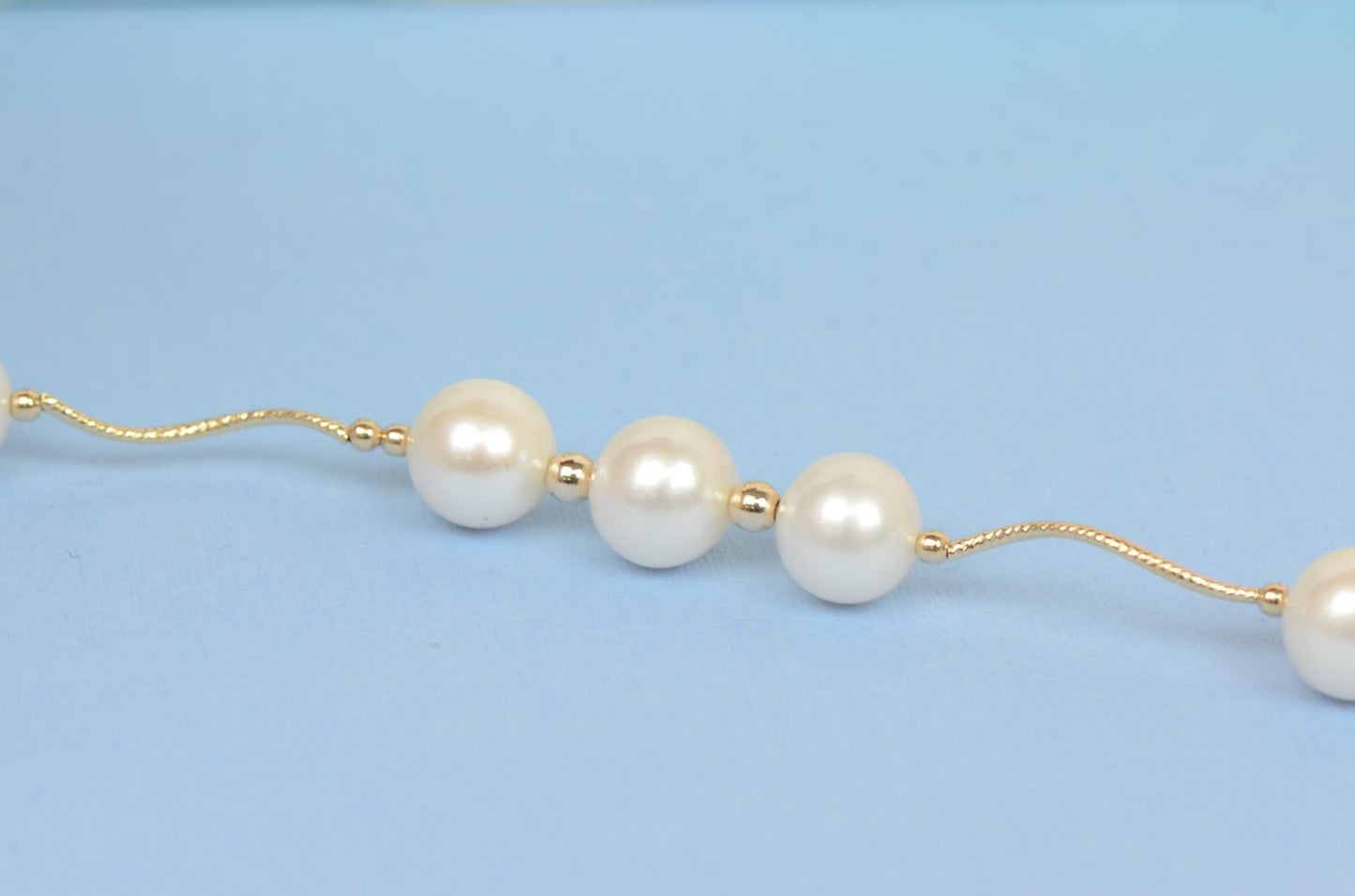 14K Yellow Gold Natural White genuine Pearl Necklace, Bracelet, Earrings Set