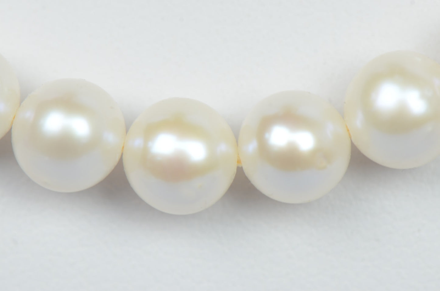 14k Yellow Gold Genuine White Pearls 3pcs Set: Necklace, Bracelet, Earrings