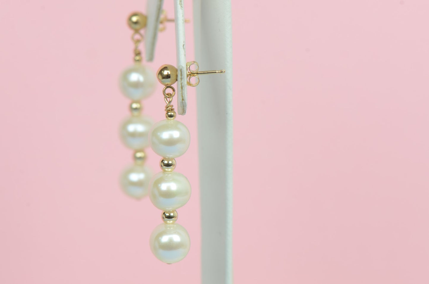 14K Yellow Gold Natural White genuine Pearl Necklace, Bracelet, Earrings Set