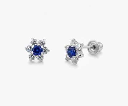 14k White Gold Beautiful Flower Shaped Stud Earrings for Women
