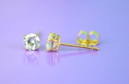 14k Heavy Basket Yellow Gold Round AAA Quality CZ Stud with push back