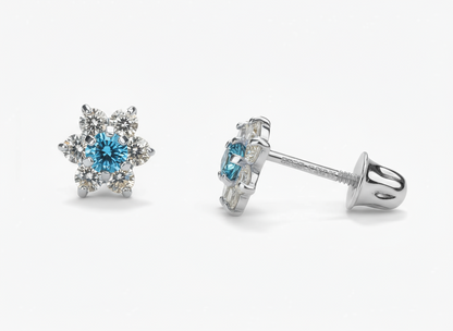 14k White Gold Beautiful Flower Shaped Stud Earrings for Women