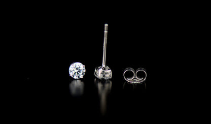 .925 Sterling Silver Round Cut Cubic Zirconia Basket Setting Style Stud Earrings