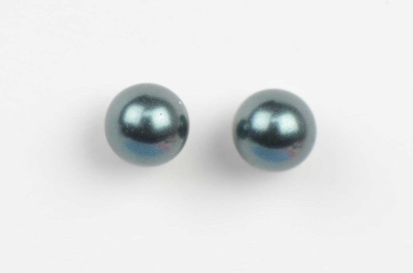 Sterling Silver 925 Stud Pearls Earrings With Swarovski handmade Pearls