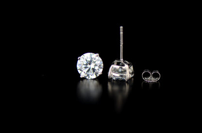 .925 Sterling Silver Round Cut Cubic Zirconia Basket Setting Style Stud Earrings