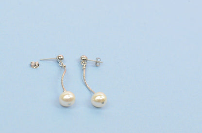 14k White Gold Charming Genuine White Pearls Set: Necklace, Bracelet, Earrings