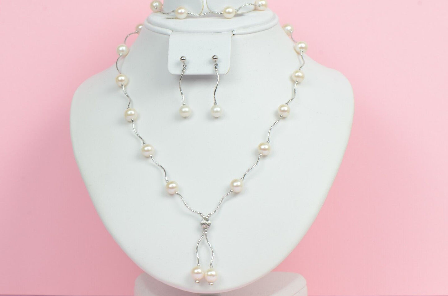 14k White Gold Charming Genuine White Pearls Set: Necklace, Bracelet, Earrings